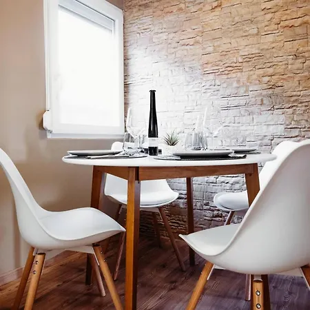 Isabella In Terme Catez *