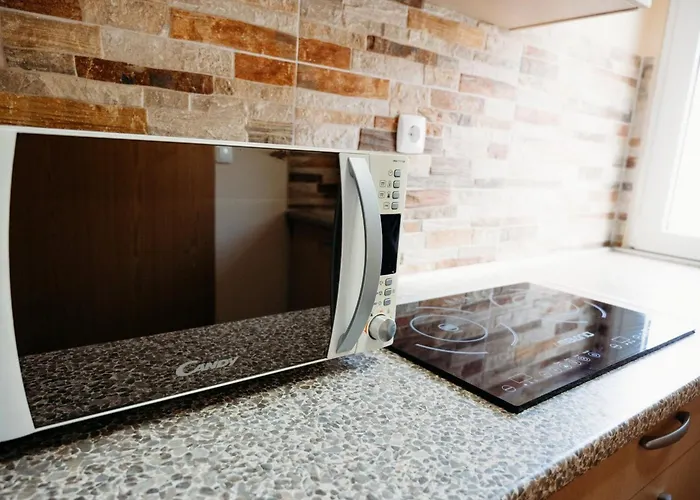 Isabella In Terme Catez